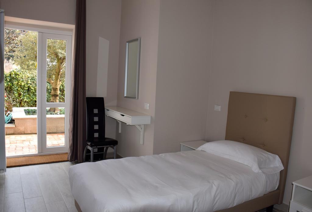 B&B Leonardo 로 객실 사진